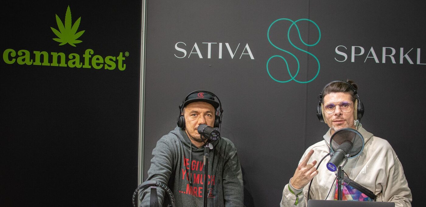 Slow Down Rádijo studio at Cannafest